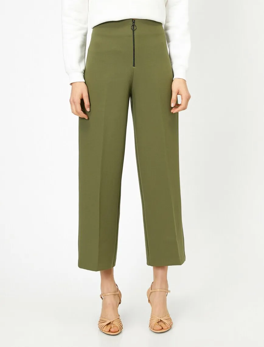 16322 Khaki Zipper Detail Trousers