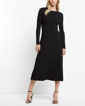 Long Sleeve Pleated Ribbed Midi Sweater Dress in Pitch Black