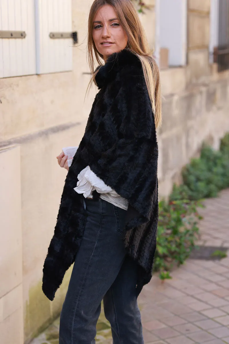 Poncho tout doux noir en fausse fourrure