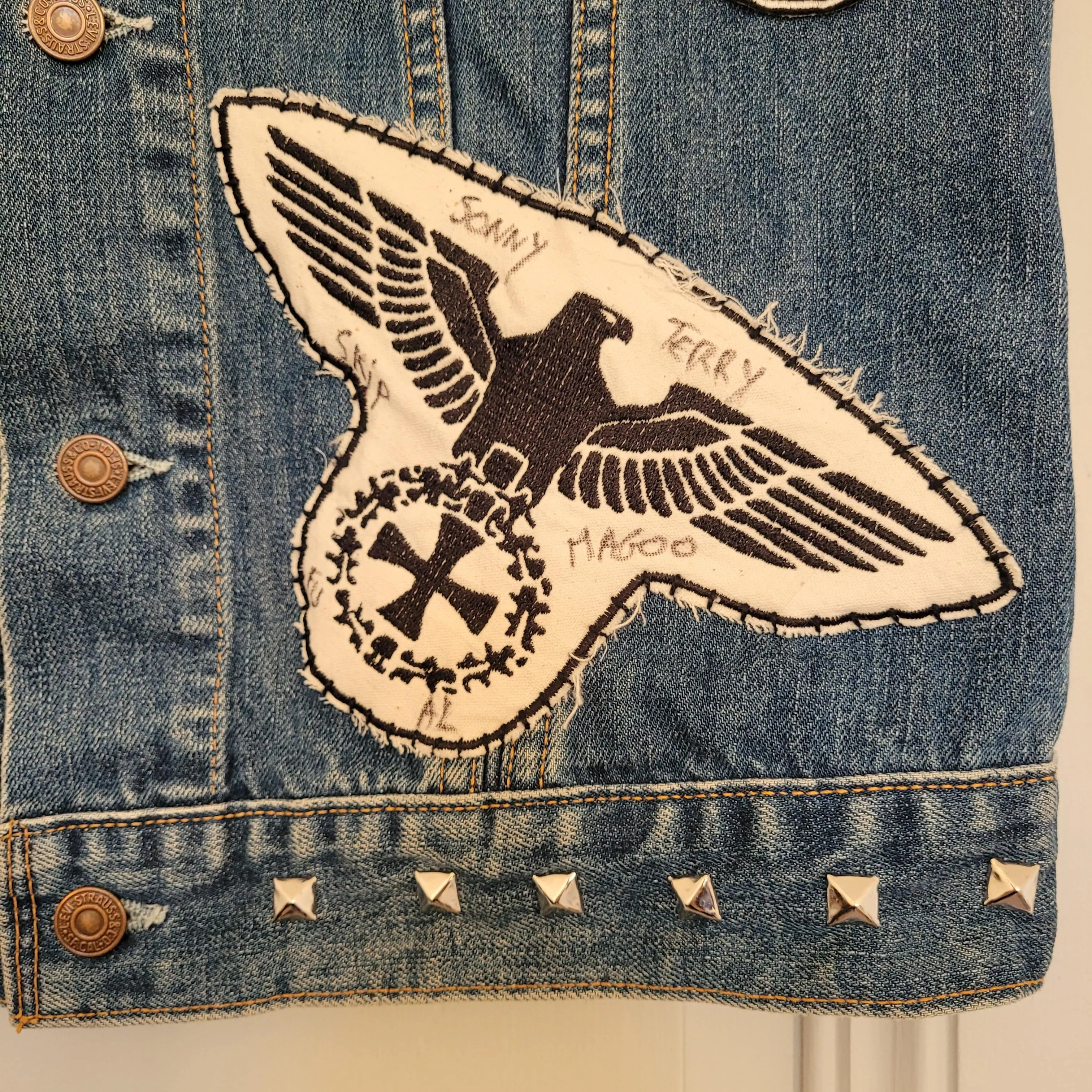 "Cycle psychos" chainstitched by hand Levi's Jacket/ Veste levis vintage brodée main et patchée