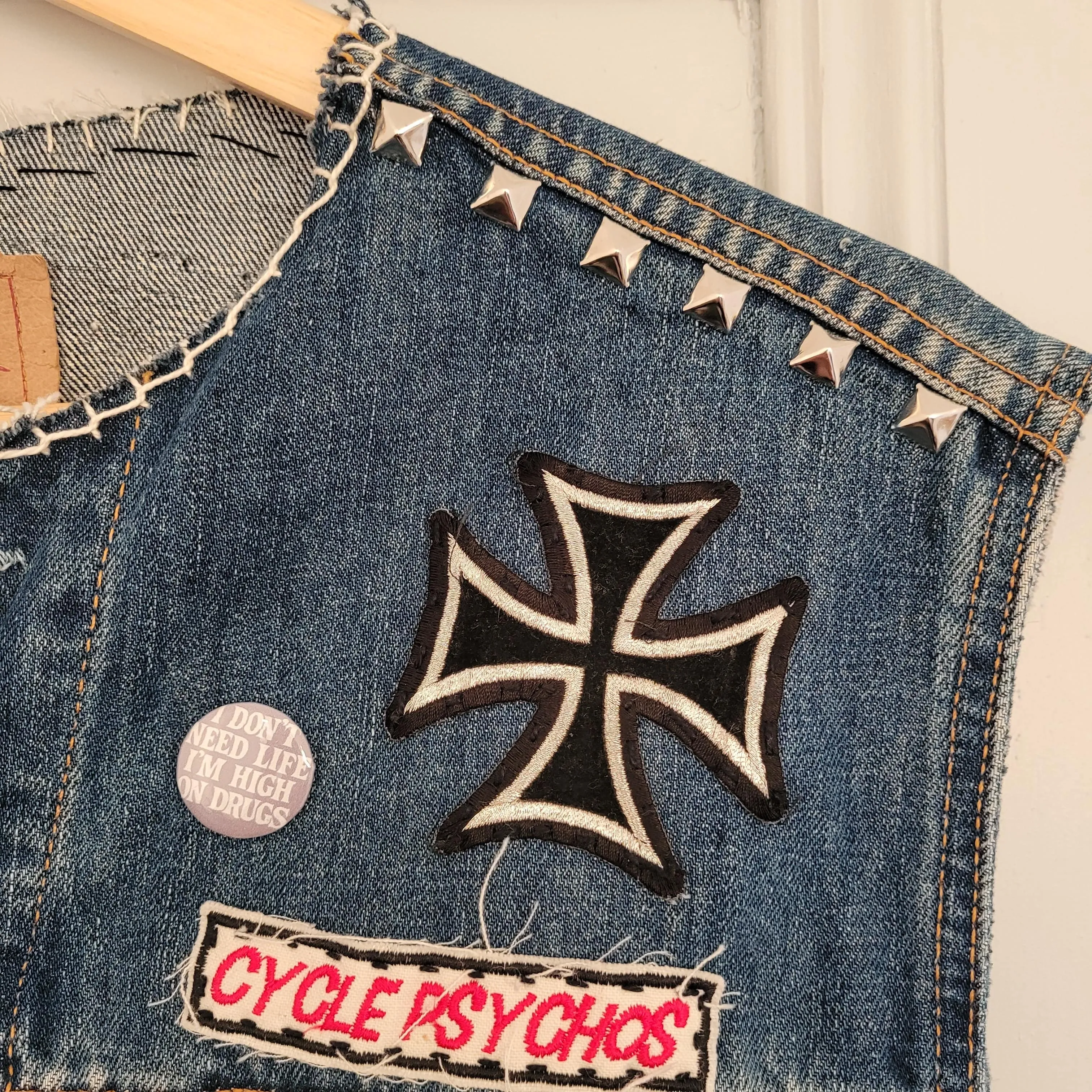 "Cycle psychos" chainstitched by hand Levi's Jacket/ Veste levis vintage brodée main et patchée