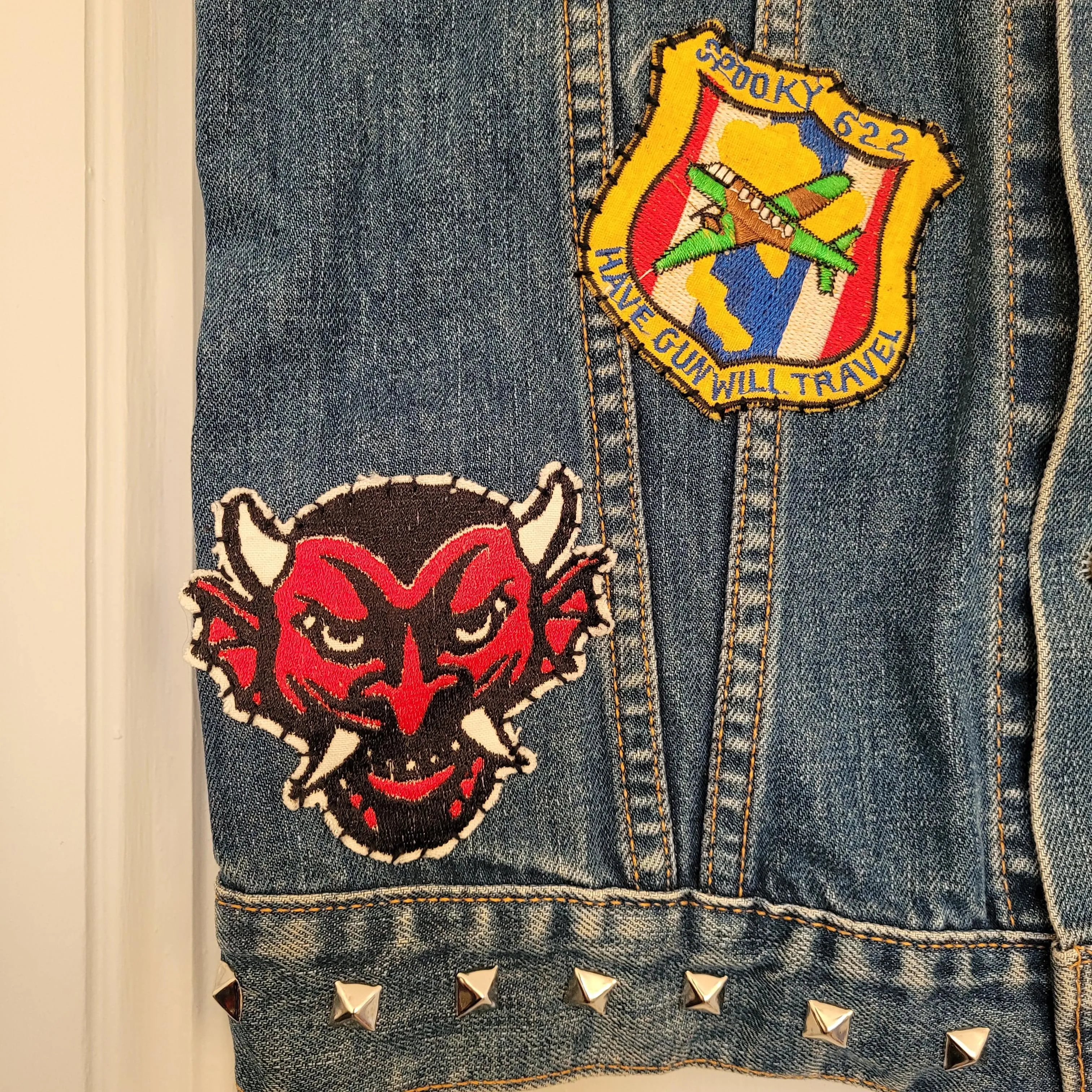 "Cycle psychos" chainstitched by hand Levi's Jacket/ Veste levis vintage brodée main et patchée