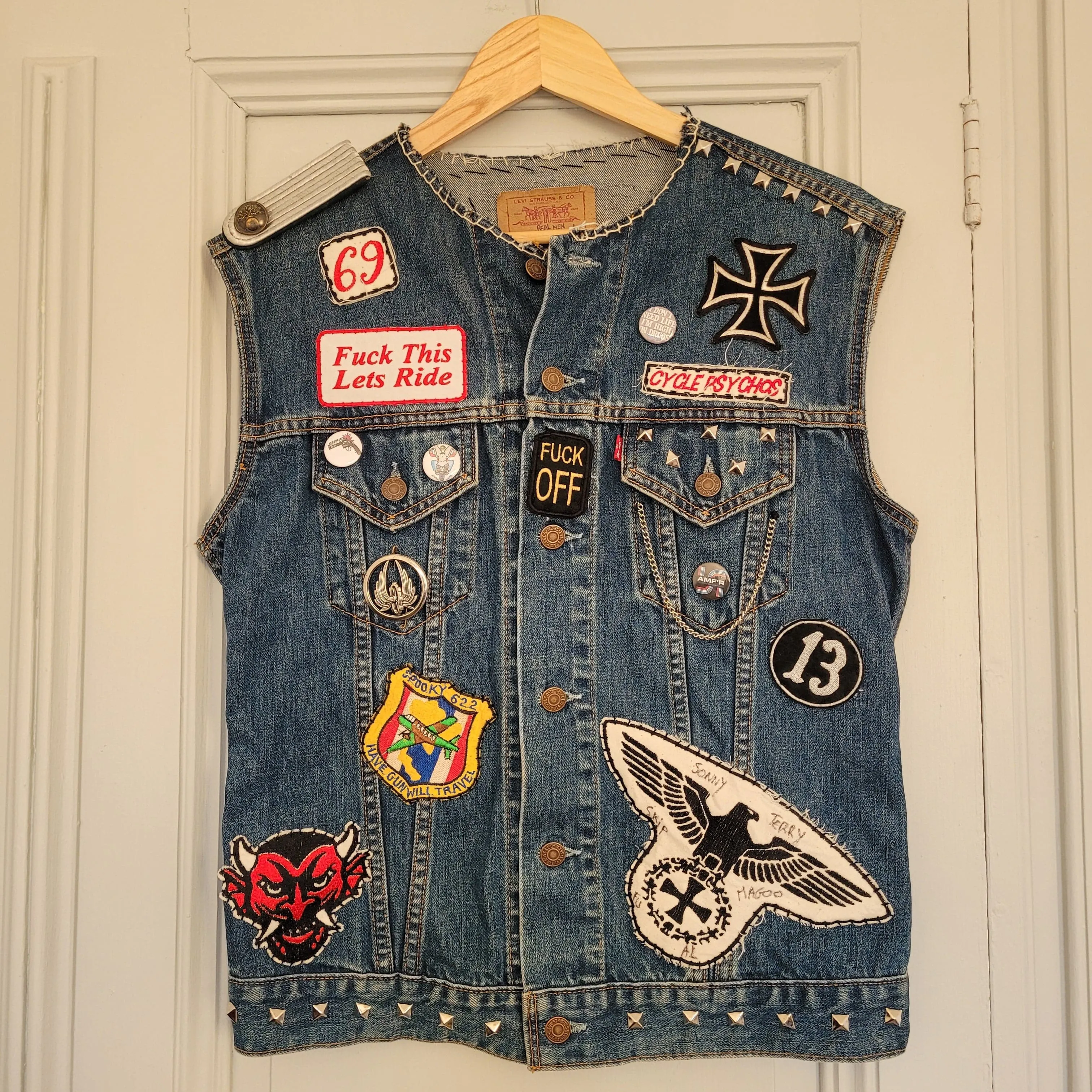 "Cycle psychos" chainstitched by hand Levi's Jacket/ Veste levis vintage brodée main et patchée