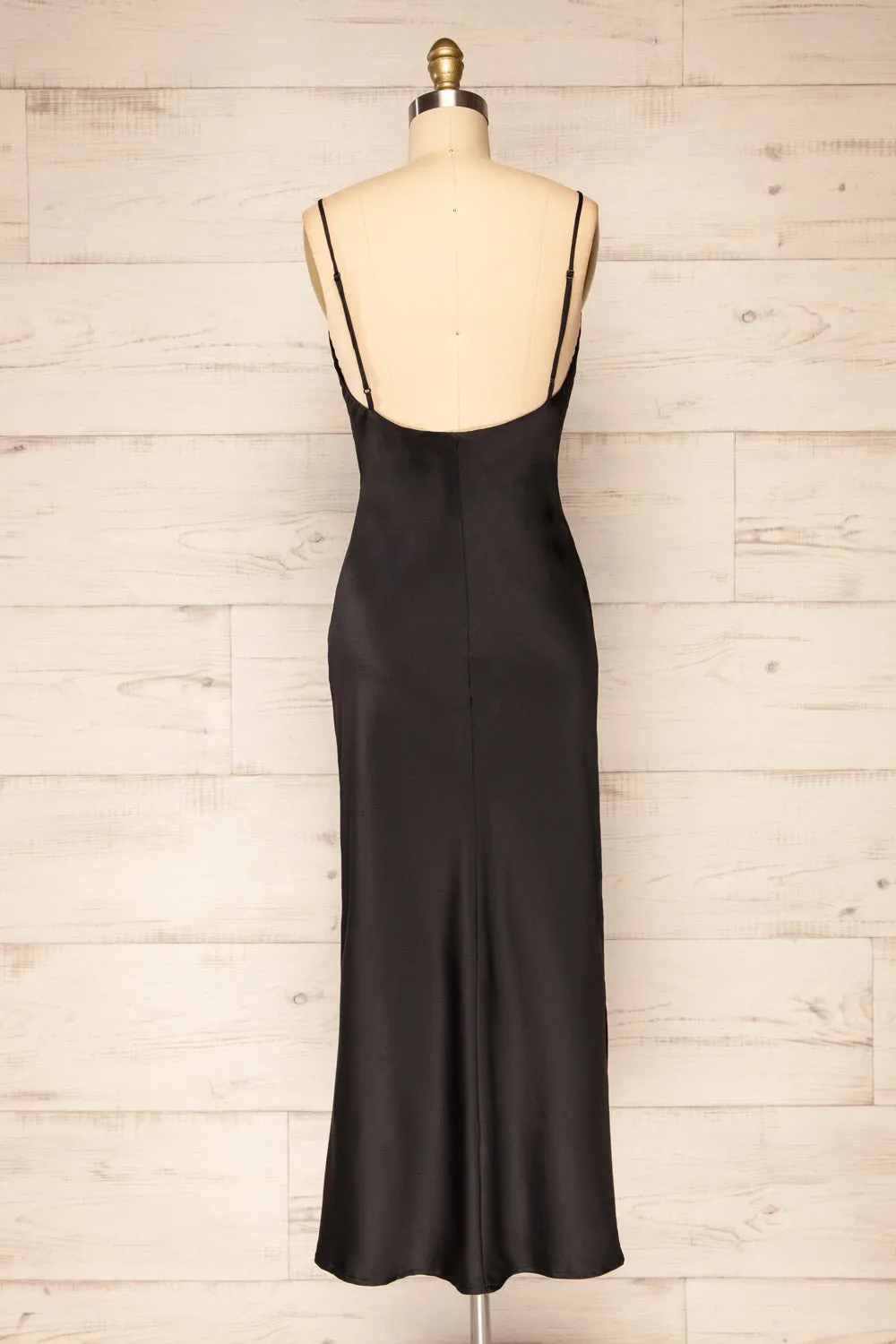 Rontie Black | Midi V-Neck Slip Dress