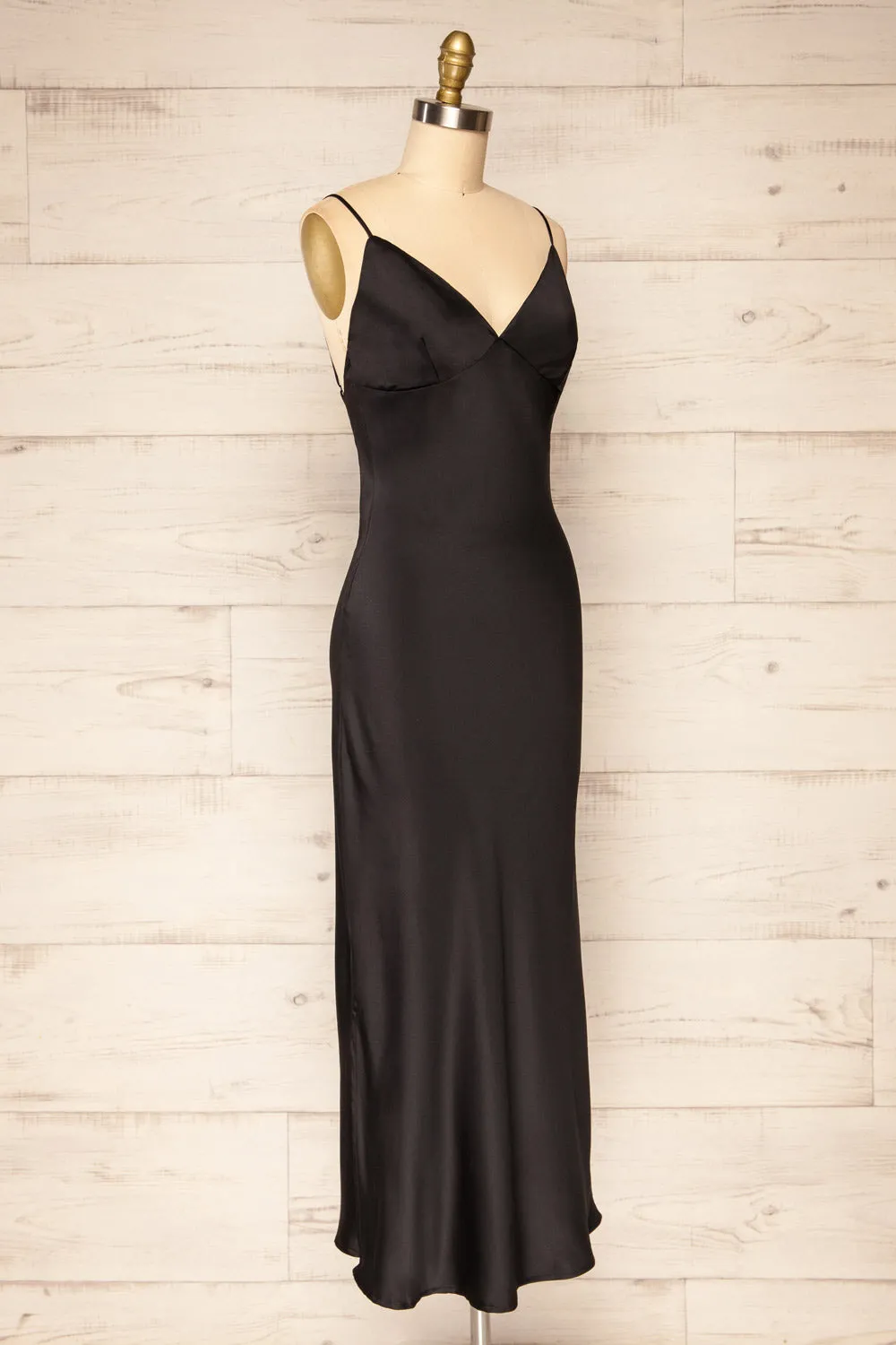 Rontie Black | Midi V-Neck Slip Dress