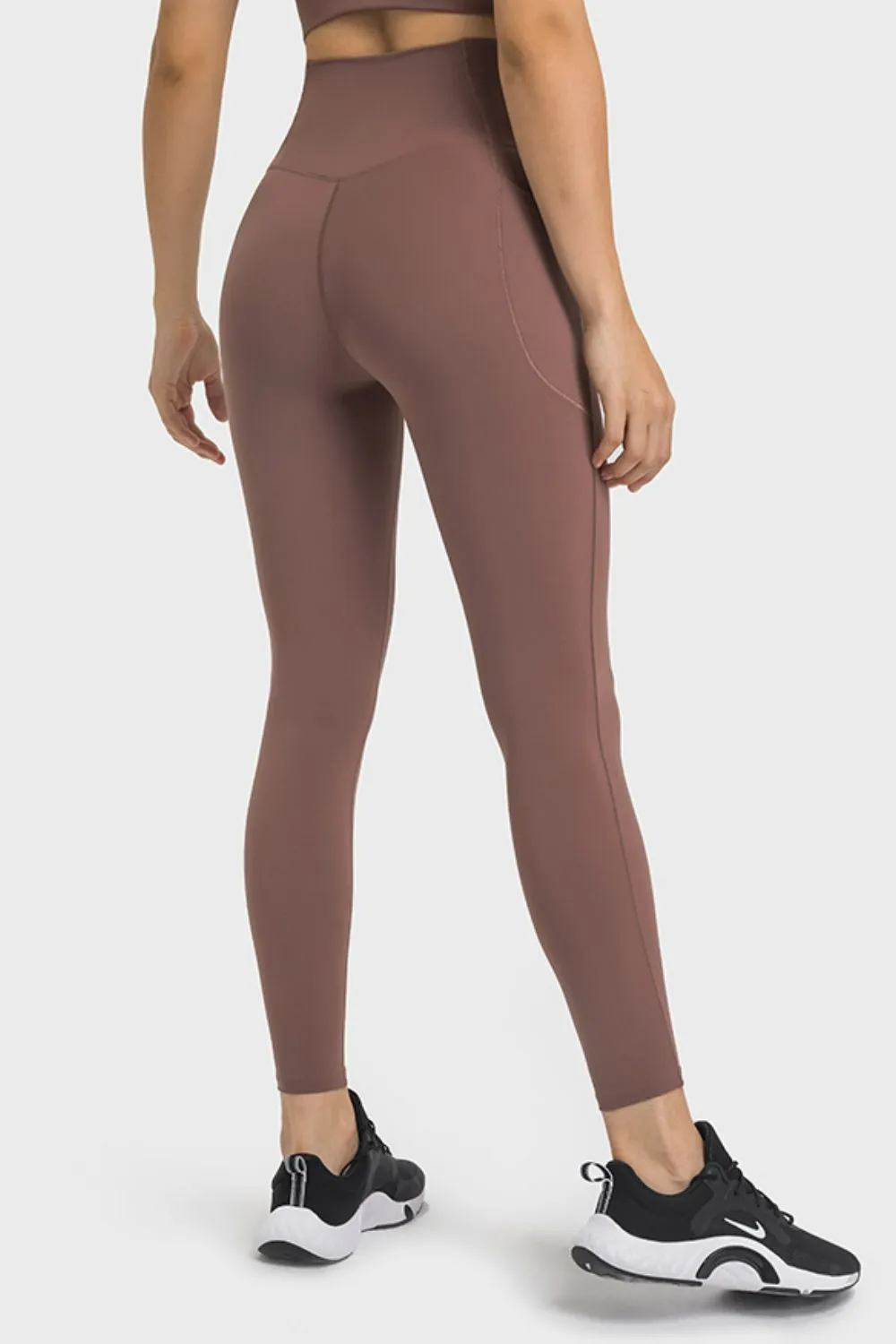 V-Waist Yoga Leggings with Pockets