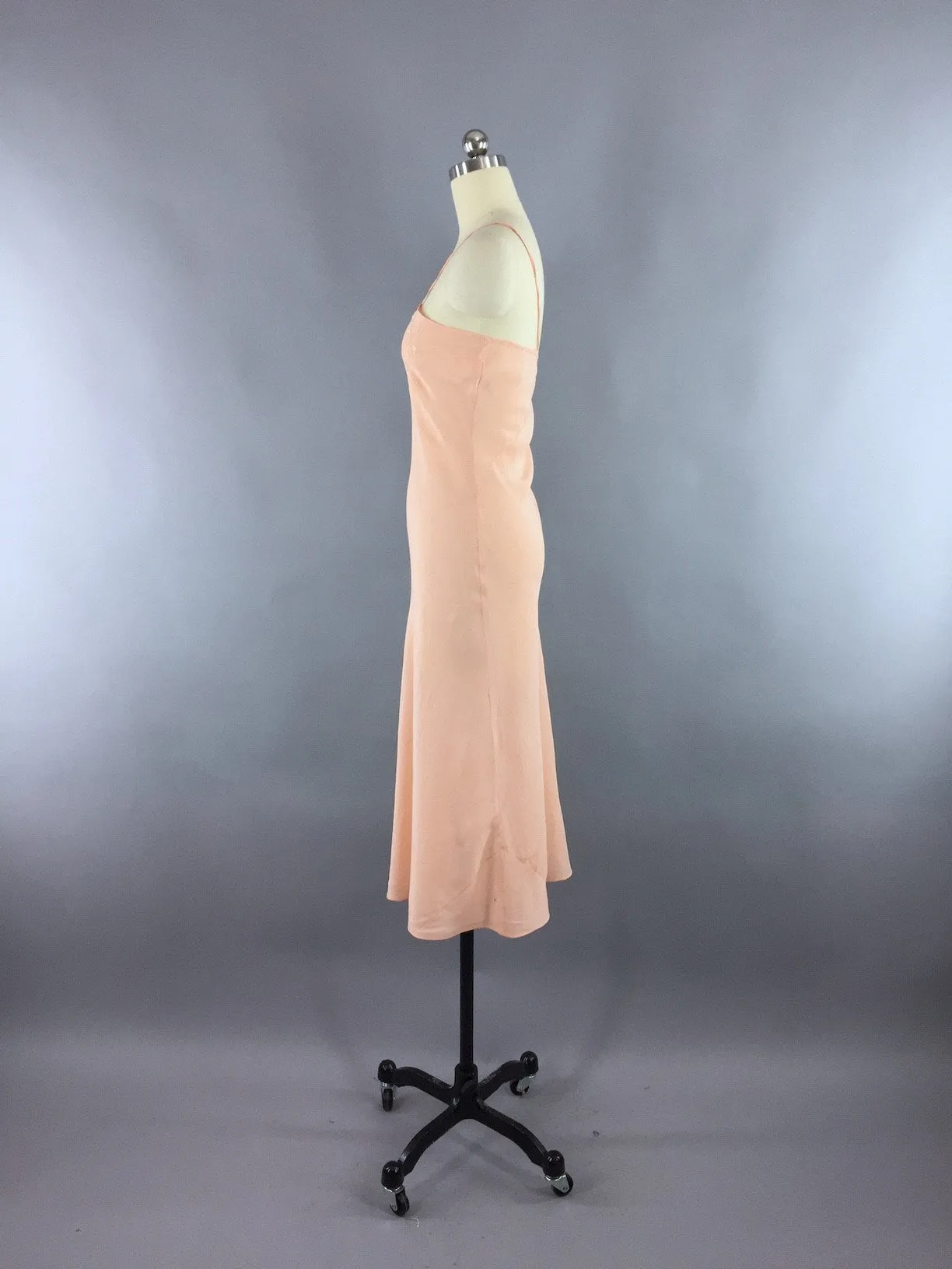 Vintage 1930s Silk Slip / Bias Cut Peach Silk Crepe