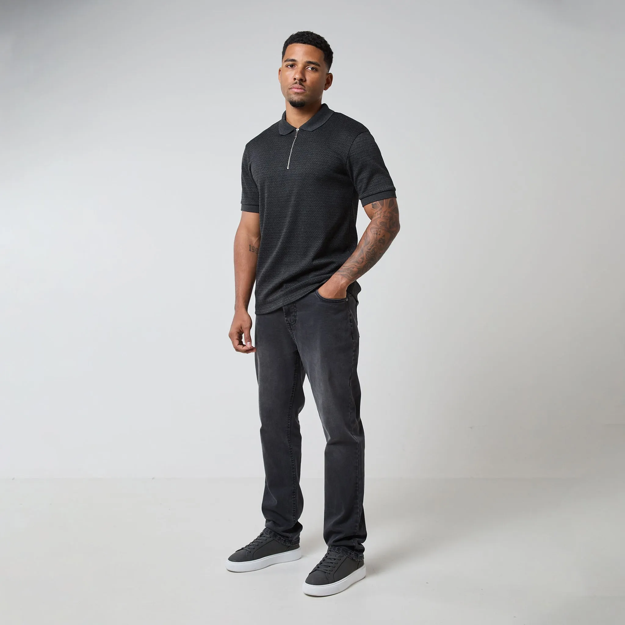 Zigzag Knit Zipped Polo | Black