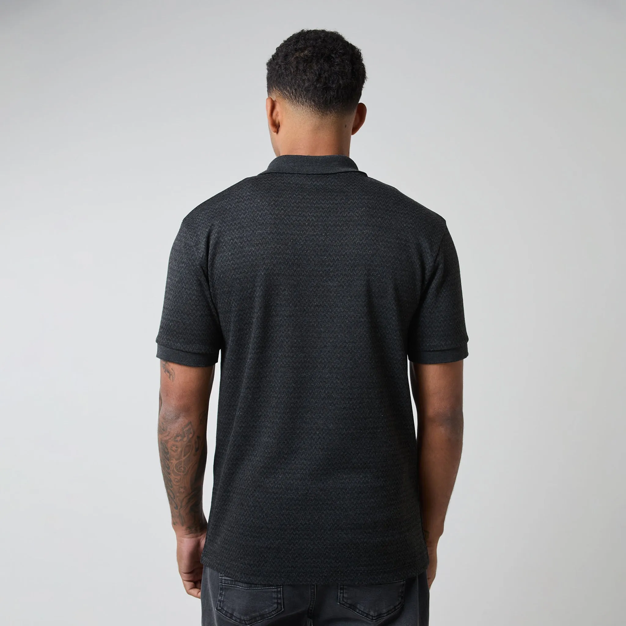 Zigzag Knit Zipped Polo | Black